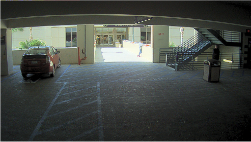 CARCAM Q8 – автомобильный Full HD видеорегистратор, оснащенный быстросъемным магнитным креплением и внешним GPS-модулем.