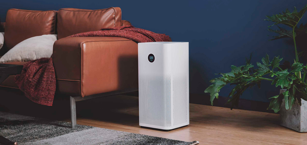 Xiaomi Mi Air Purifier 2S EU максимально эффективно выполняет свои функции и информирует о состоянии воздуха в помещении