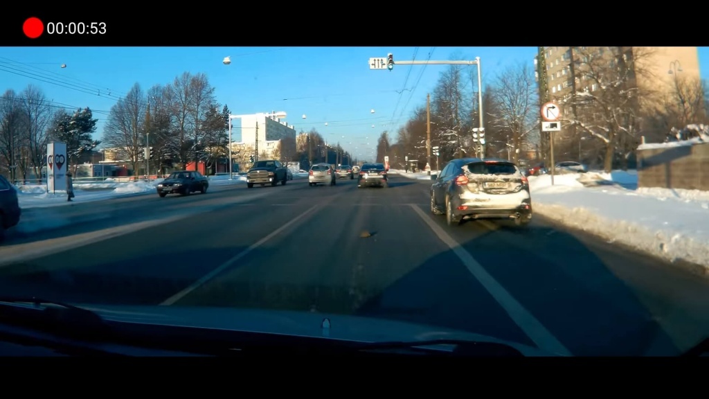 Штатный автомобильный видеорегистратор CARCAM U8-HD - Управление со смартфона