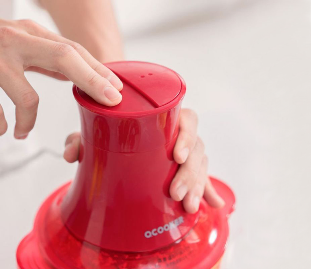 Блендер Xiaomi Ocooker Circle Kitchen Grinder – эргономичный блендер, оснащенный электродвигателем с мощностью 250 Вт