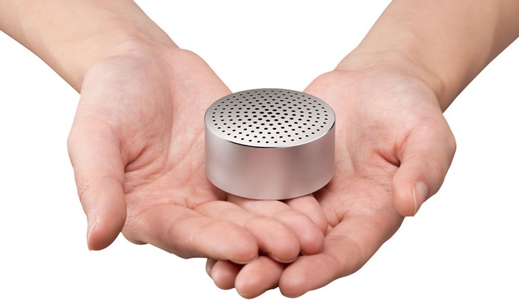 Ультракомпактная колонка Xiaomi Mi Bluetooth Speaker Mini grey - Компактность