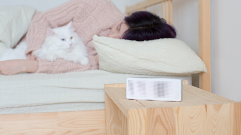 Компактная беспроводная Bluetooth колонка Xiaomi Mi Bluetooth Speaker 2 white - Радиус действия 10 метров