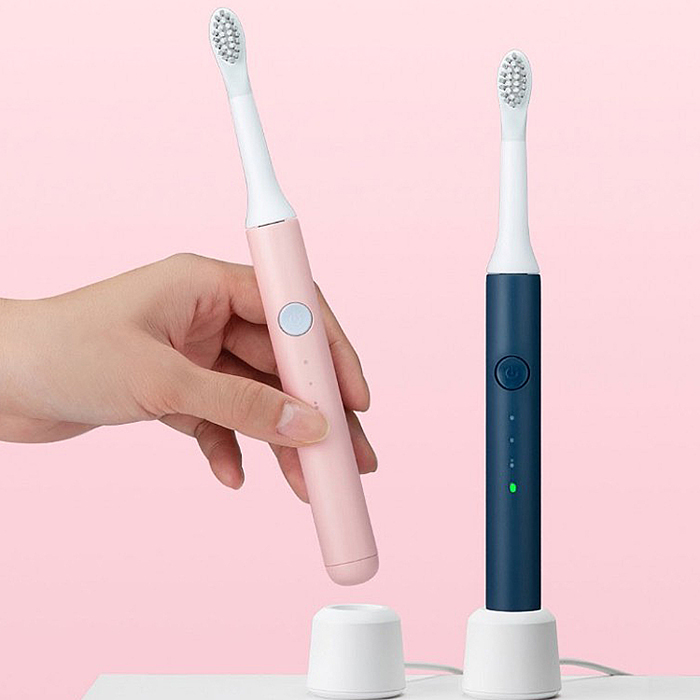 7 Xiaomi So White Sonic Electric Toothbrush.jpg