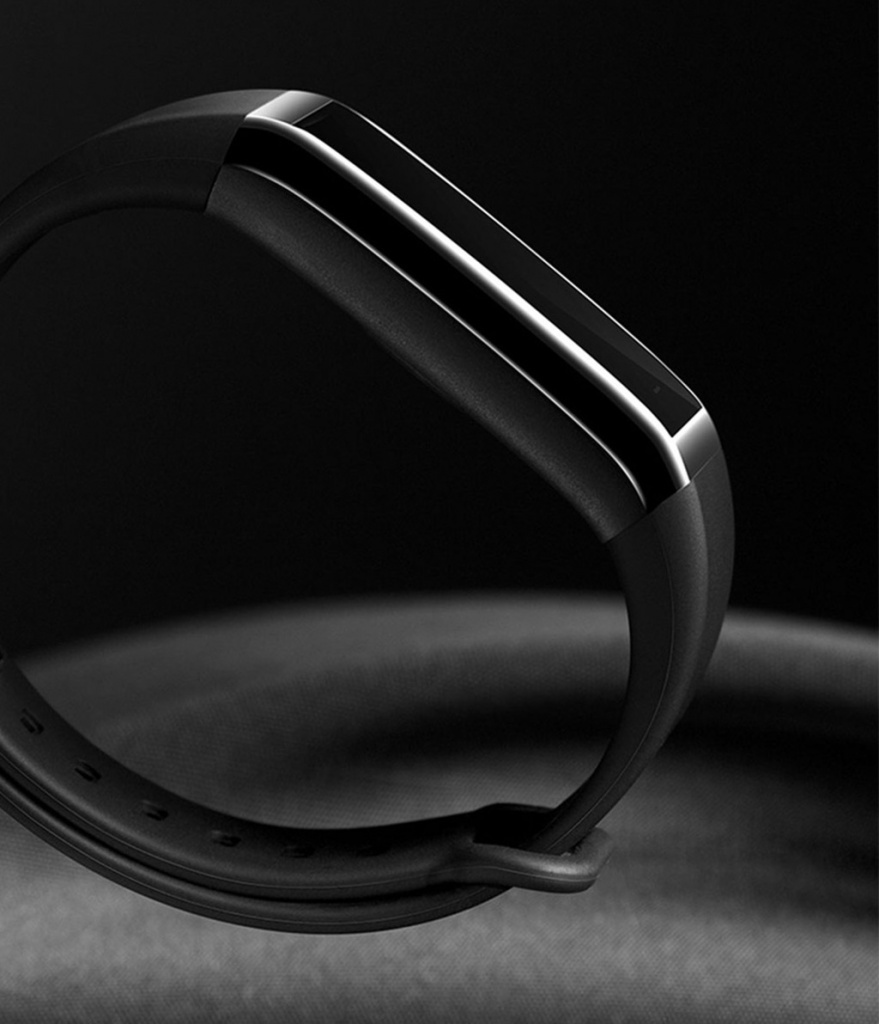 AMAZFIT COR – ударопрочный корпус