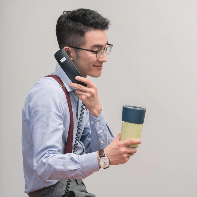 7 Xiaomi Bud Portable Juice Cup Blue.jpg