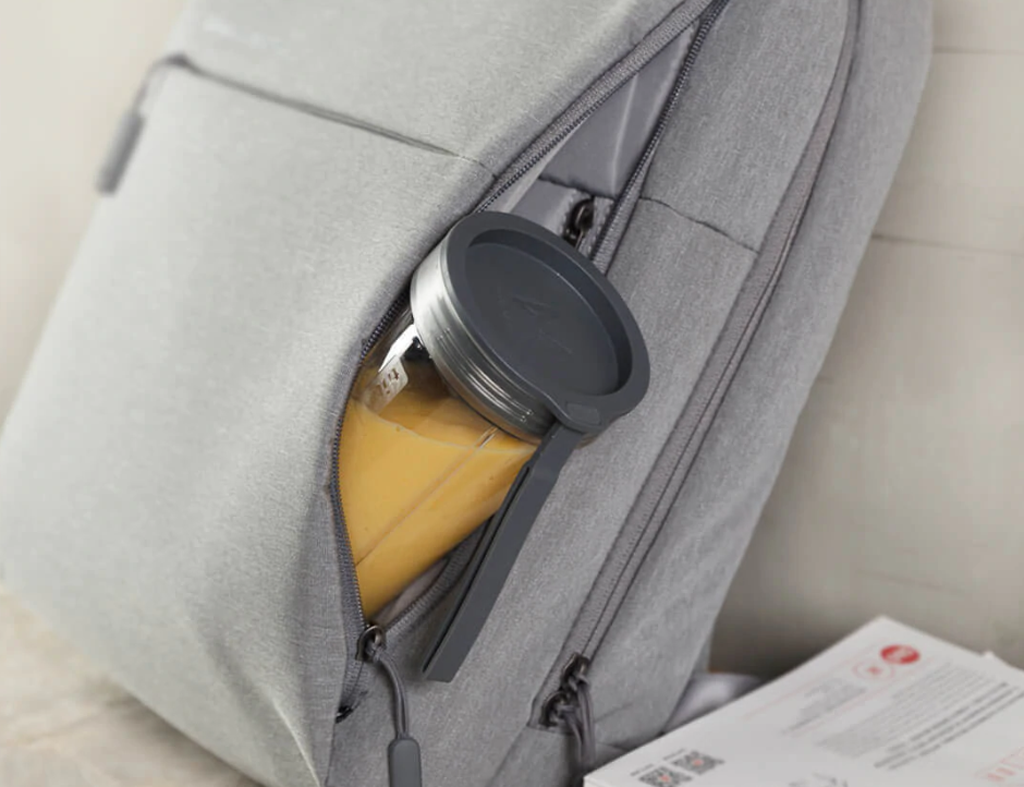 Блендер Xiaomi Pinlo Little Monster Cooking Machine – удобный и компактный блендер, оснащенный 4 лезвиями.