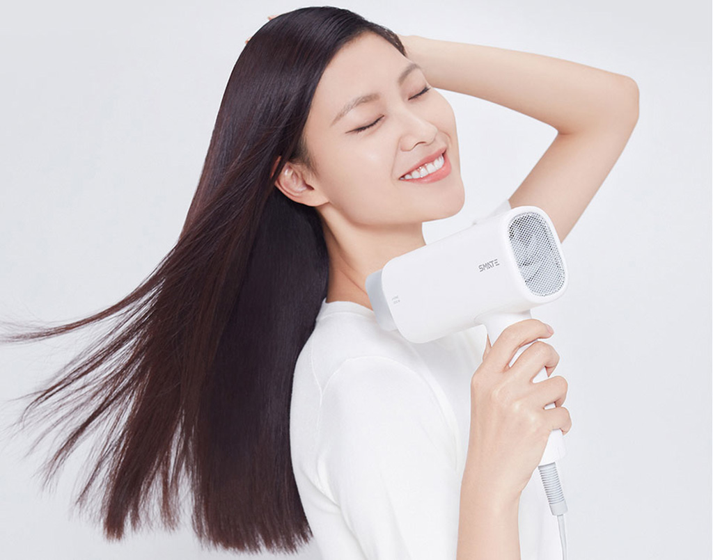 Xiaomi Smat Hair Dryer – компактный и эргономичный фен для волос