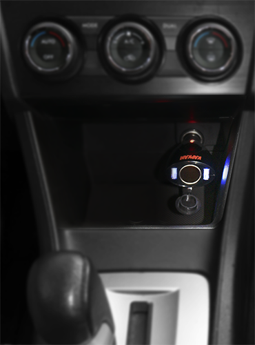 автомобильное зарядное USB устройство КАРКАМ RP-12