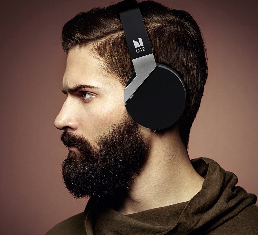 Беспроводные наушники Q12 – удобные Bluetooth-наушники.