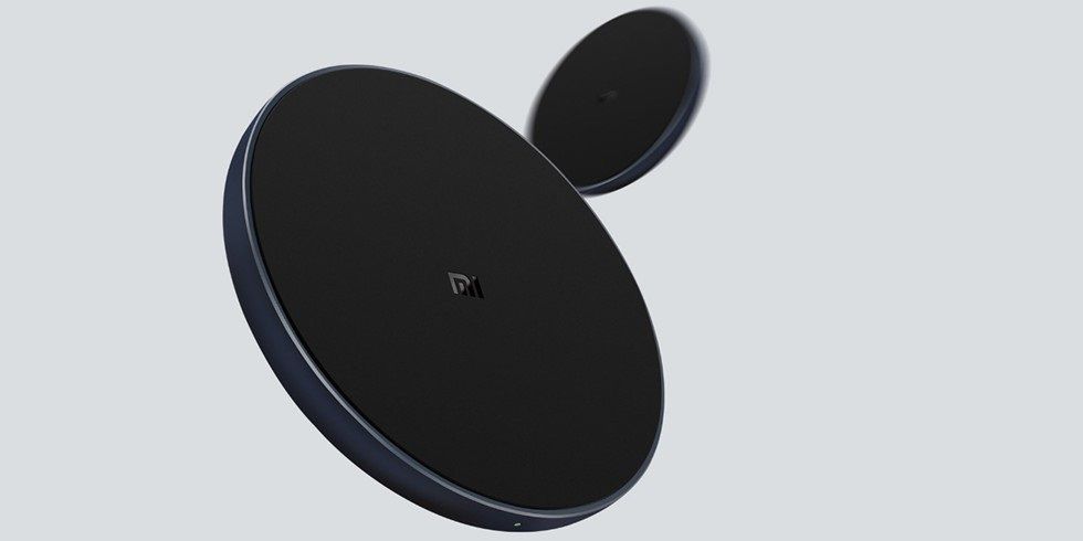 mi-wireless-charger-black1.jpg