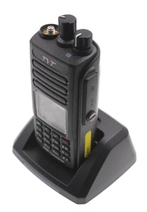 TYT MD-UV390 DMR 10W AES256 IP67 Type-C 2800mAh