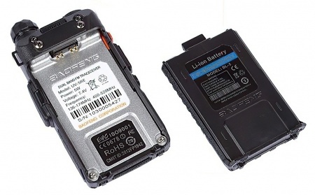 Купить Носимая рация BAOFENG UV-5RE